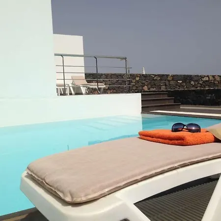 Sleeps 6 Pool Wifi