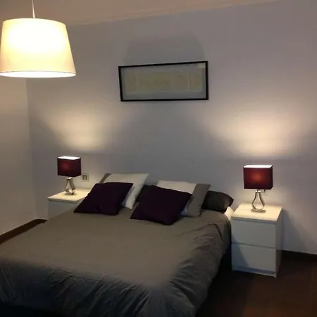 Sleeps 6 Pool Wifi וילה