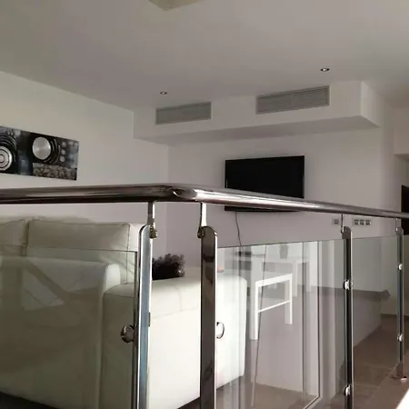 Sleeps 6 Pool Wifi *