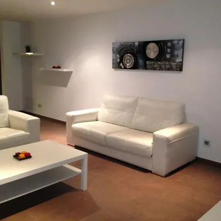 Sleeps 6 Pool Wifi Mácher